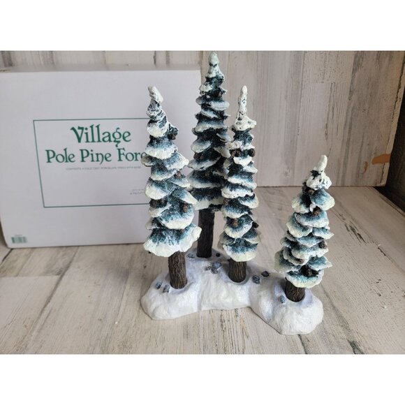 Dept 56 55271 Pole Pine Forest Village accessory Xmas - Picture 1 of 8